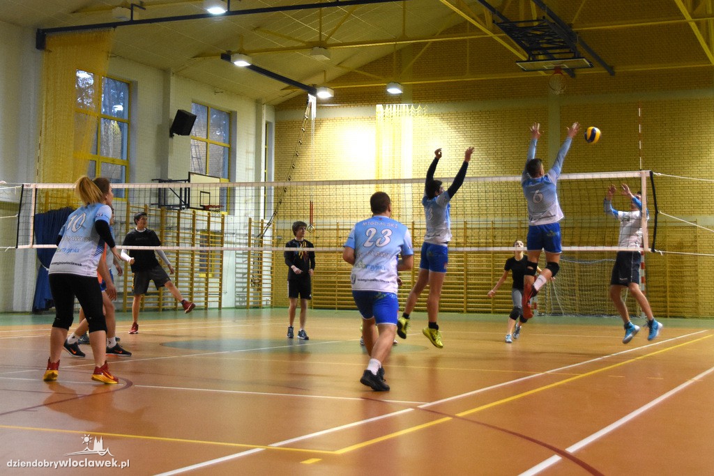 Samochodówka z Trampoliną