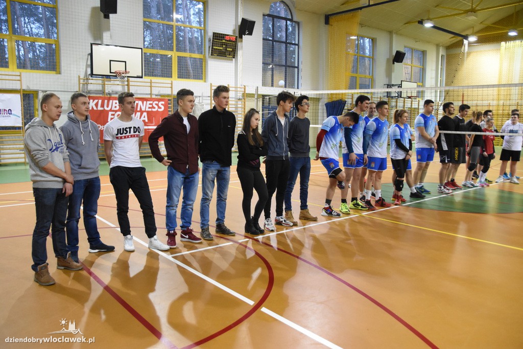 Samochodówka z Trampoliną