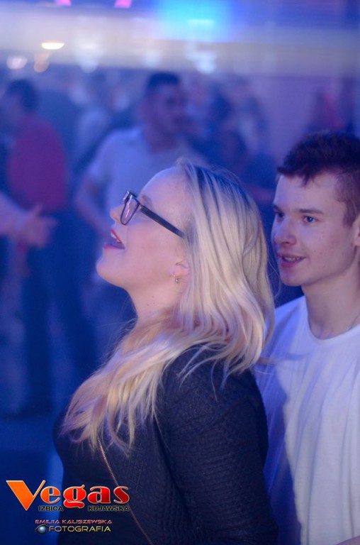 Sobotnia impreza w klubie Vegas
