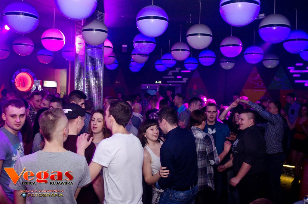 Sobotnia impreza w klubie Vegas