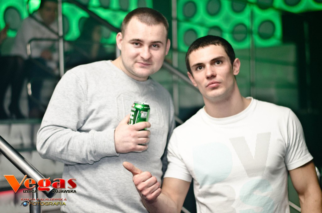 Sobotnia impreza w klubie Vegas