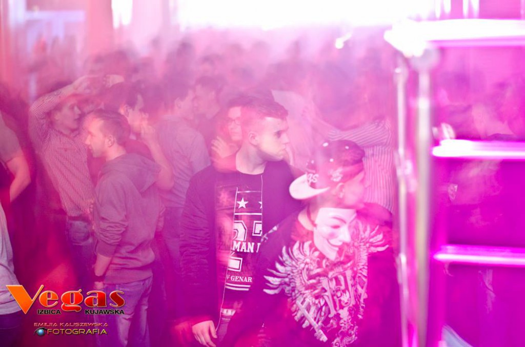 Sobotnia impreza w klubie Vegas