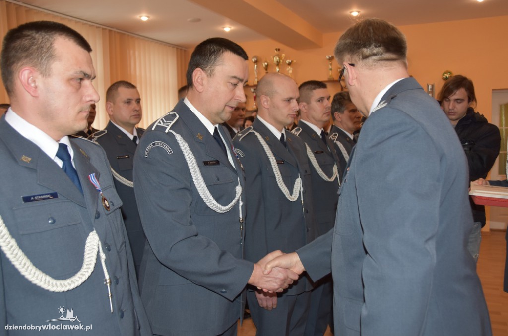 Awanse w Zakładzie Karnym