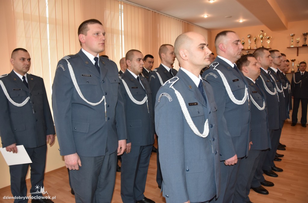 Awanse w Zakładzie Karnym