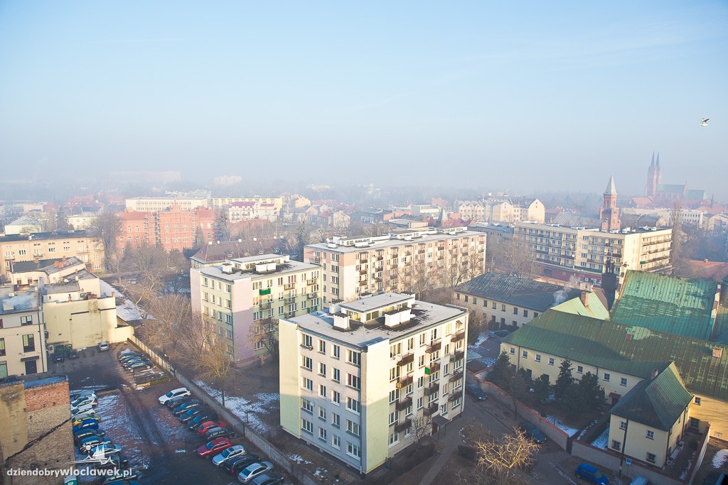 Widok na miasto z bloku na pl. Wolności