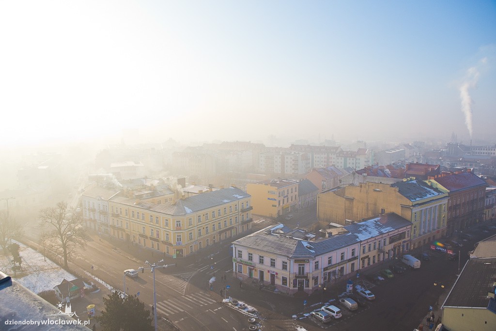 Widok na miasto z bloku na pl. Wolności