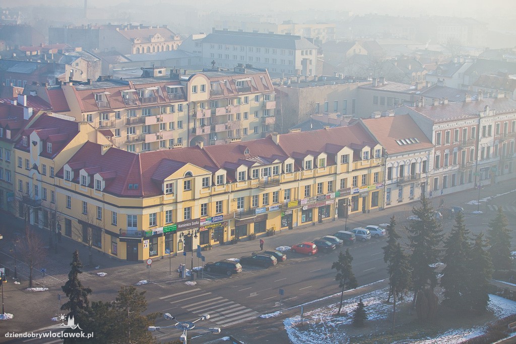 Widok na miasto z bloku na pl. Wolności