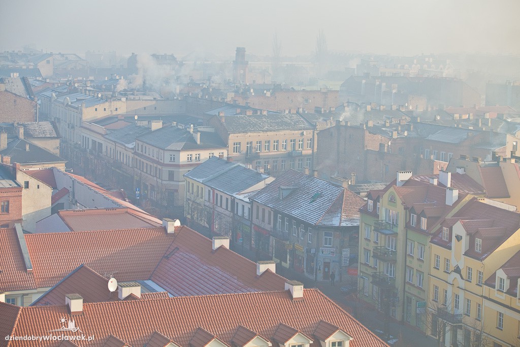 Widok na miasto z bloku na pl. Wolności
