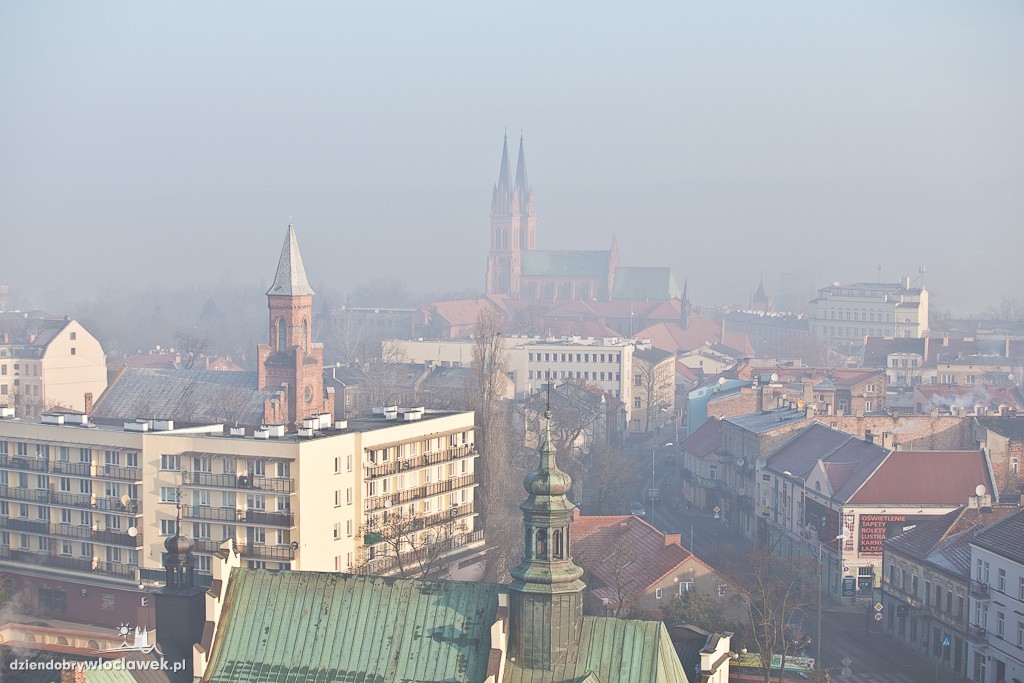 Widok na miasto z bloku na pl. Wolności