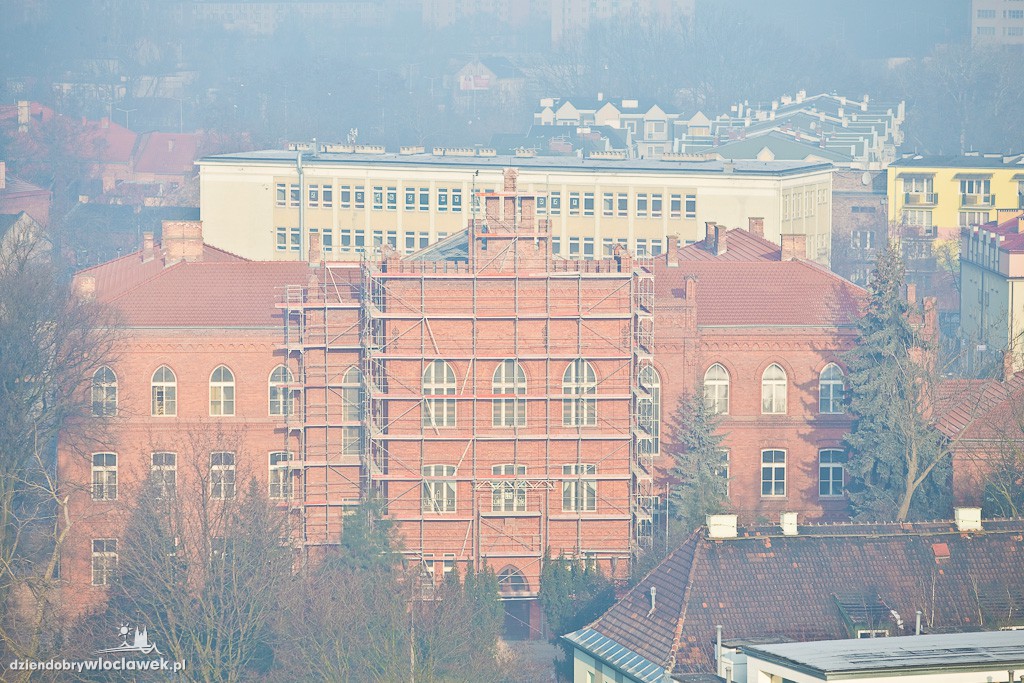 Widok na miasto z bloku na pl. Wolności