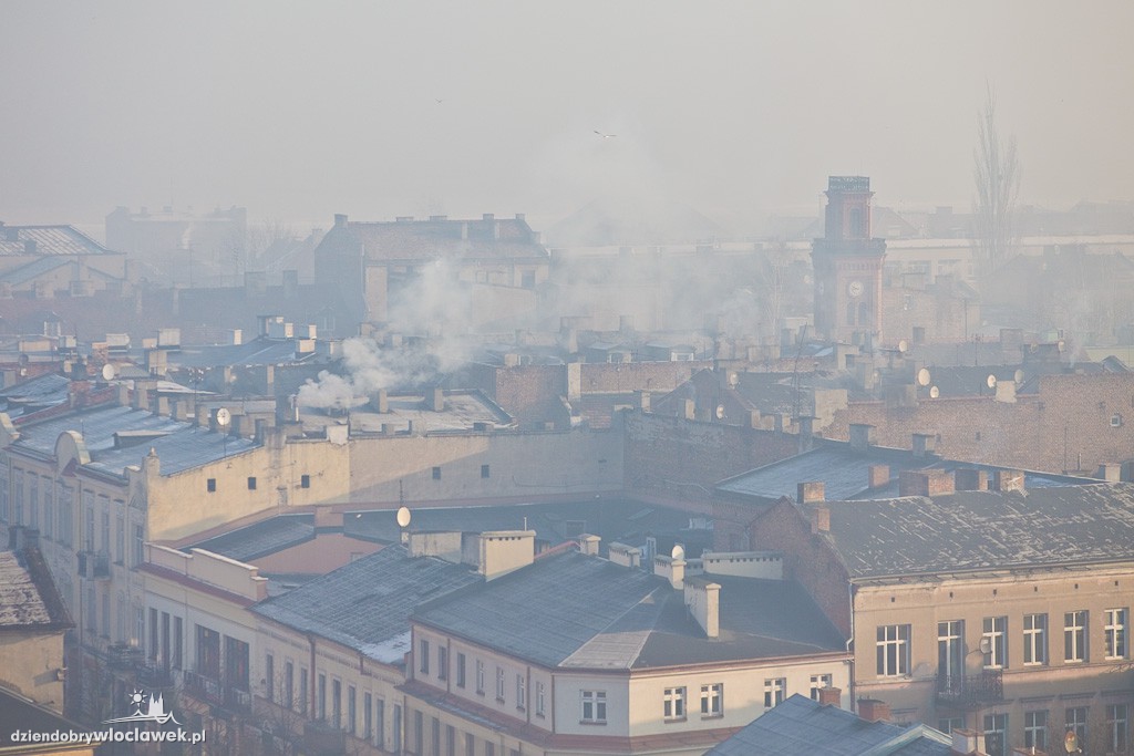 Widok na miasto z bloku na pl. Wolności