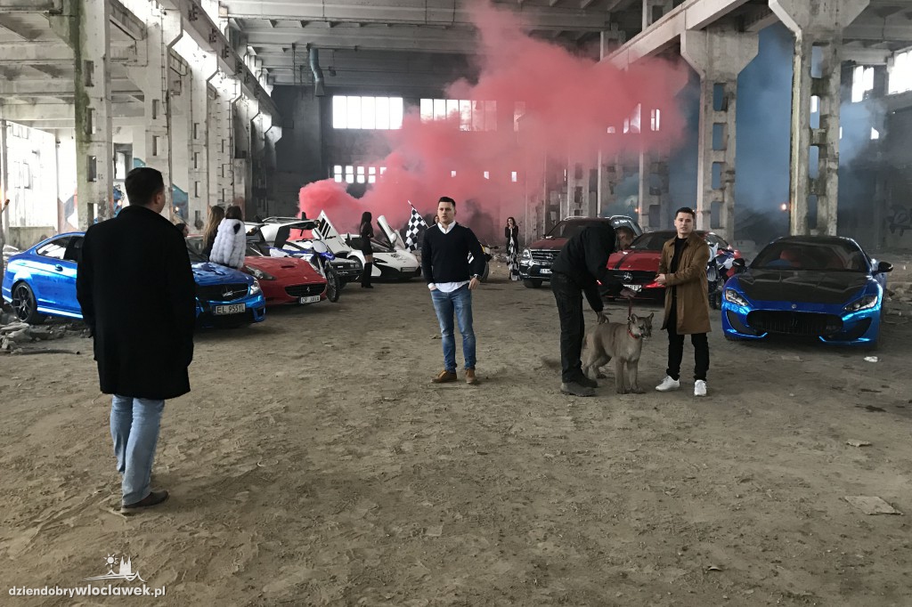 Java Car Design kręci z braćmi Collins