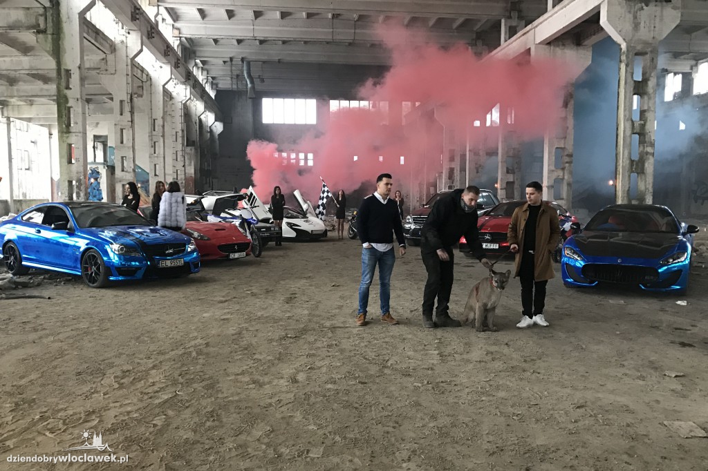 Java Car Design kręci z braćmi Collins
