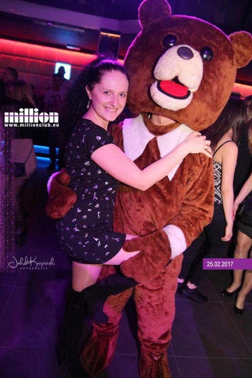 Sobotnia impreza w Klubie Million