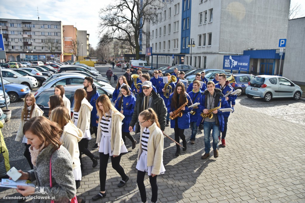 W centrum miasta zrobili hałas dla 1%