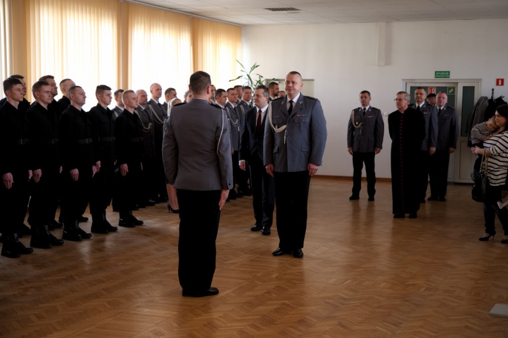 Ślubowanie nowych policjantów