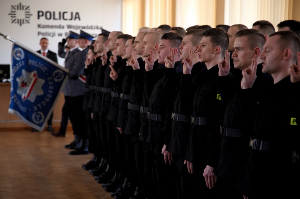 Ślubowanie nowych policjantów