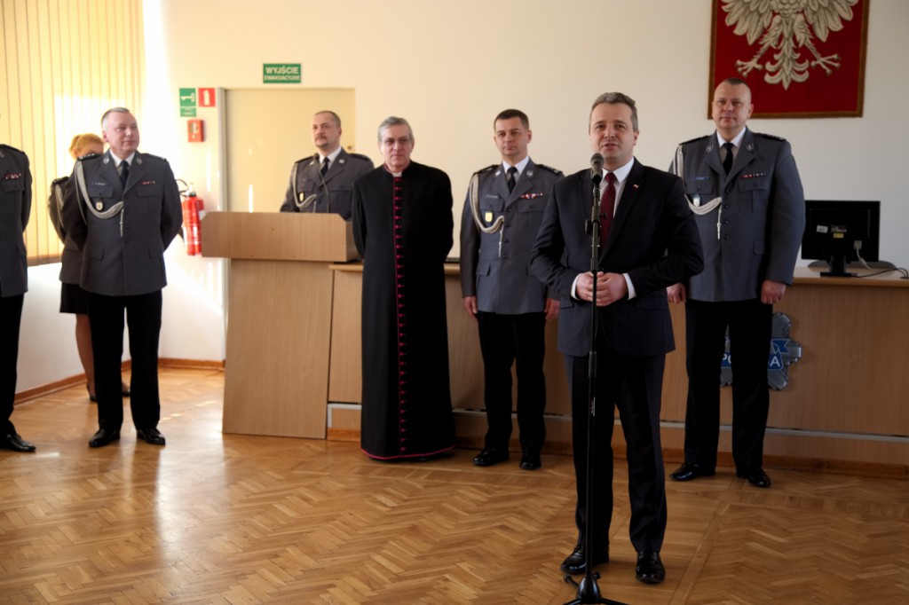Ślubowanie nowych policjantów