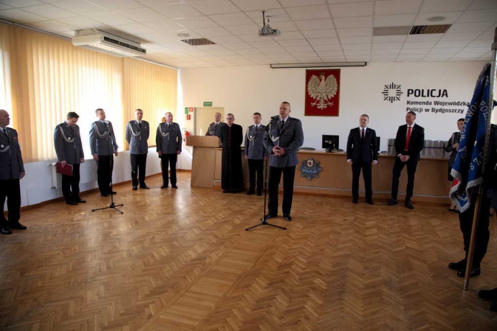 Ślubowanie nowych policjantów
