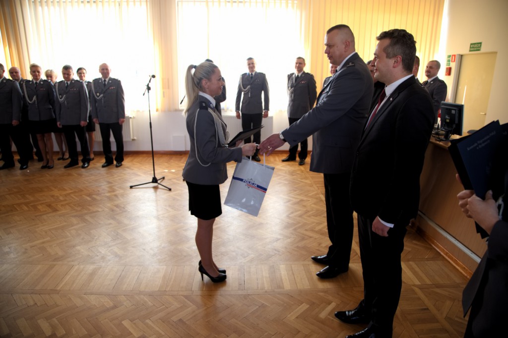 Ślubowanie nowych policjantów