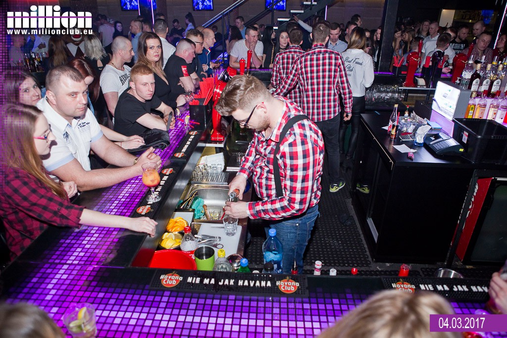 Sobotnia noc w klubie Million przy Ogniowej