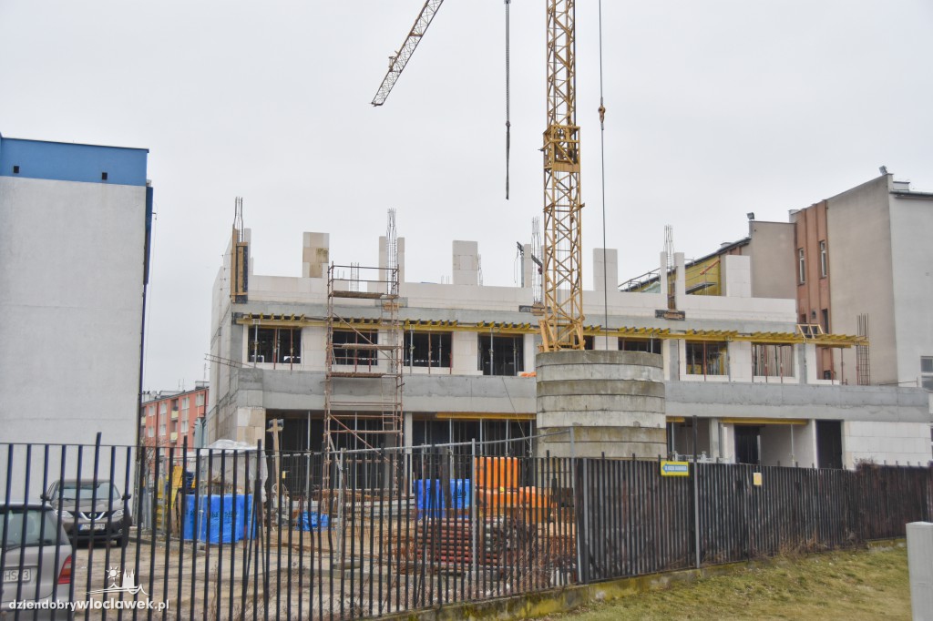 Trwa budowa nowej siedziby skarbówki