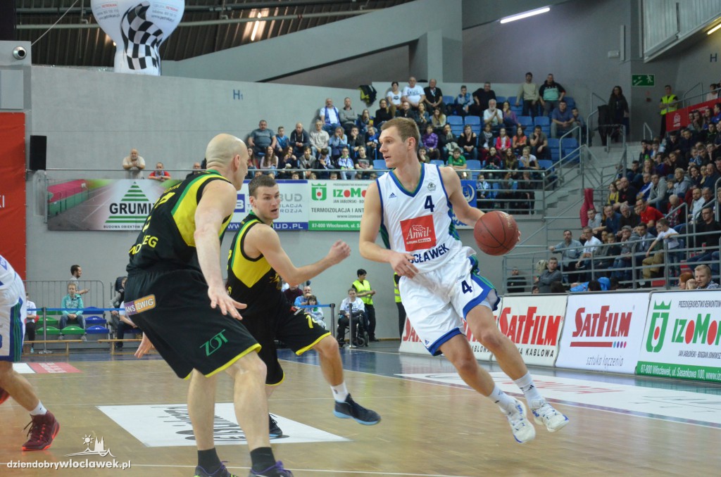 Anwil rozgromił Siarkę Tarnobrzeg