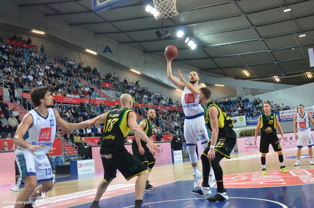 Anwil rozgromił Siarkę Tarnobrzeg