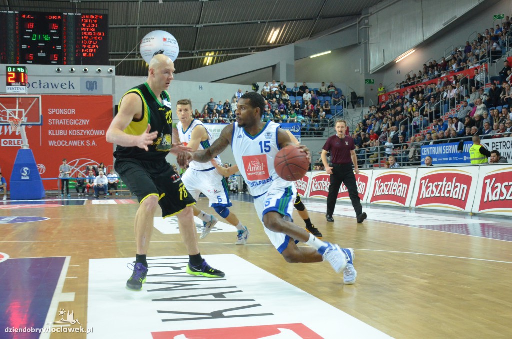 Anwil rozgromił Siarkę Tarnobrzeg