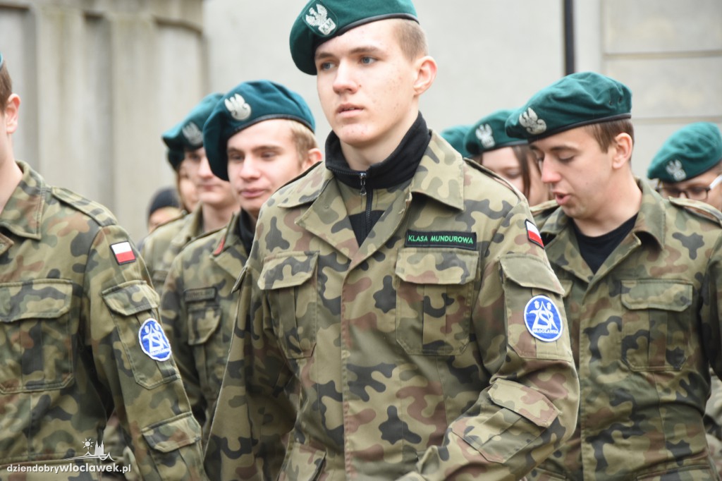 Marsz cieni - ku pamięci policjantów