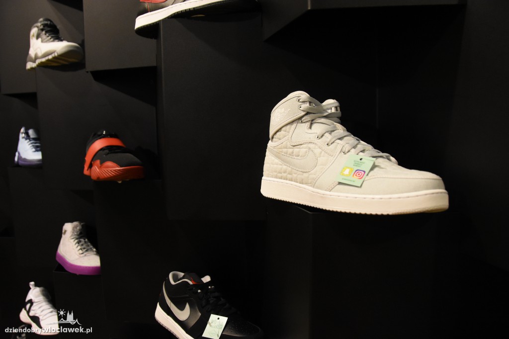 Otwarcie Sneakers by the Distance