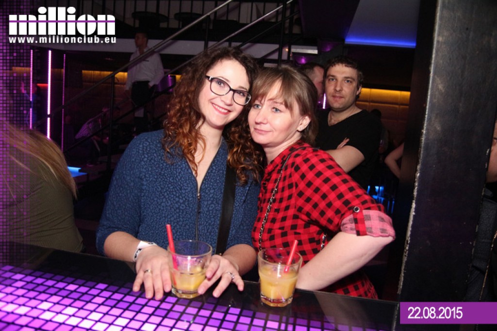 Sobotnia impreza w klubie Million