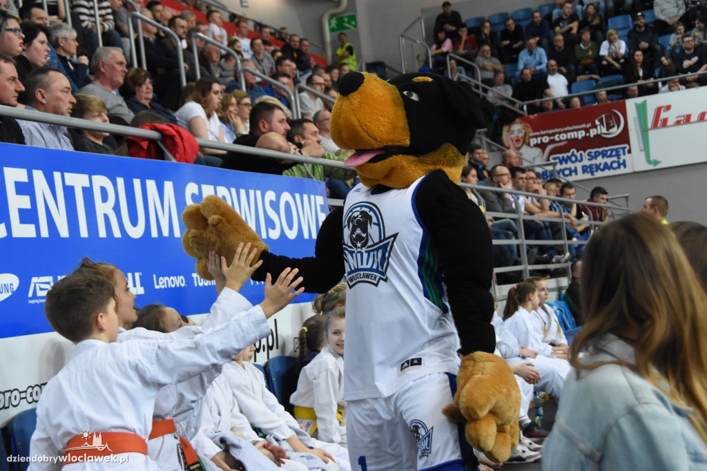 Kibice na meczu Anwil - AZS Koszalin
