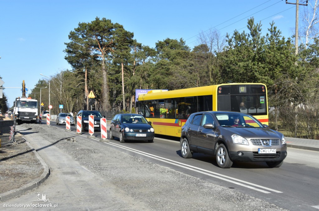Wahadło na al. Jana Pawła II