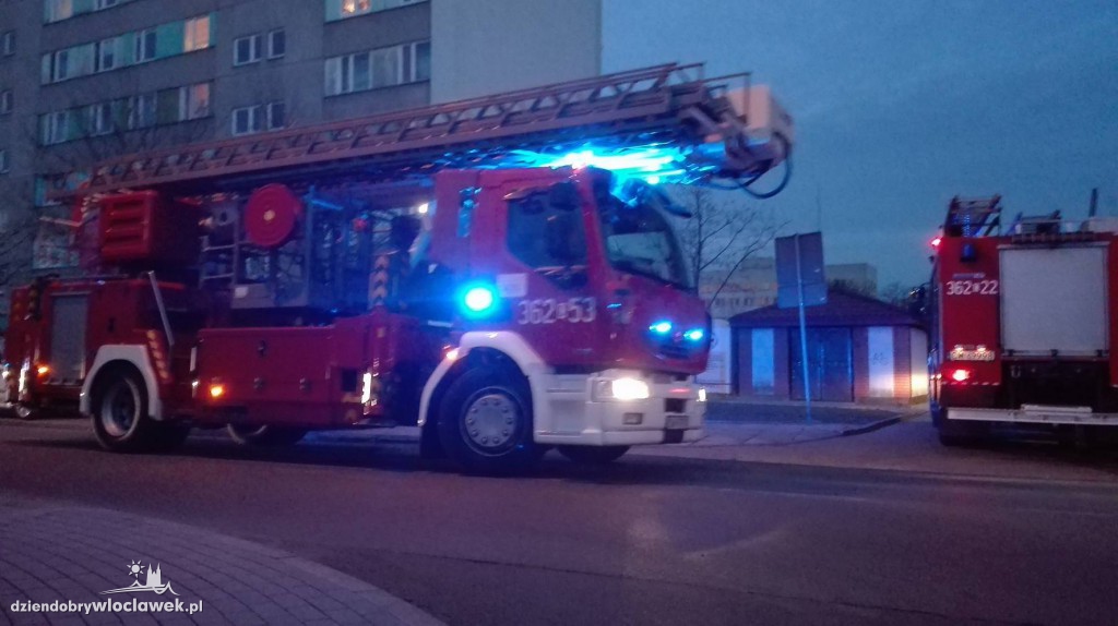 Interwencja strażaków na pl. Kolanowszczyzna