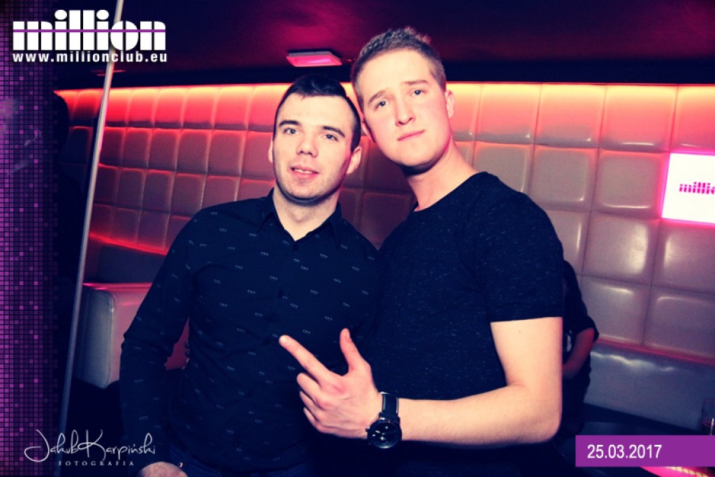 Sobotnia noc w klubie Million