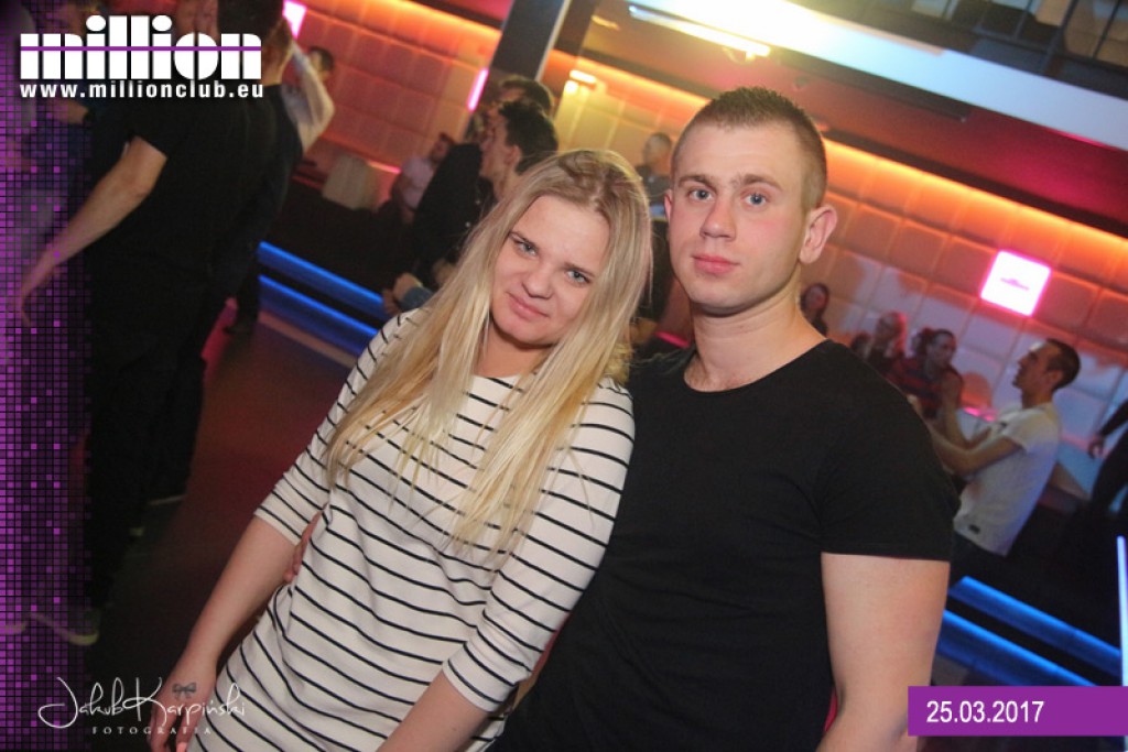 Sobotnia noc w klubie Million