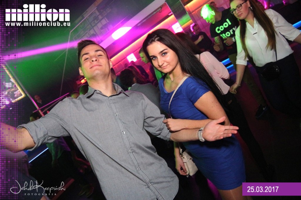 Sobotnia noc w klubie Million