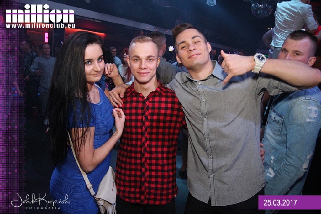 Sobotnia noc w klubie Million