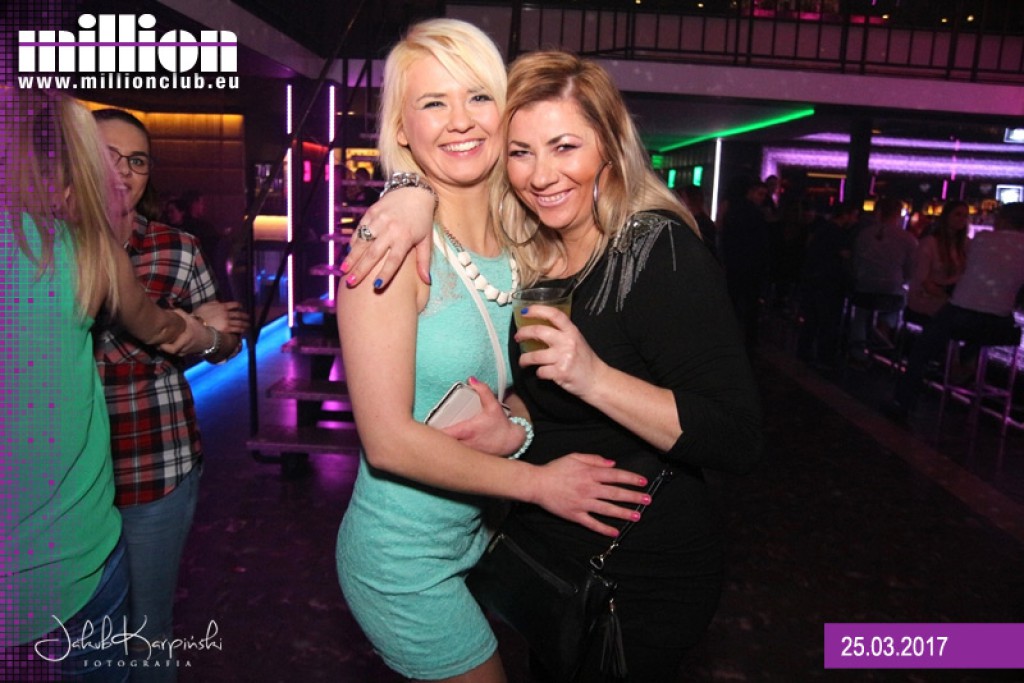 Sobotnia noc w klubie Million
