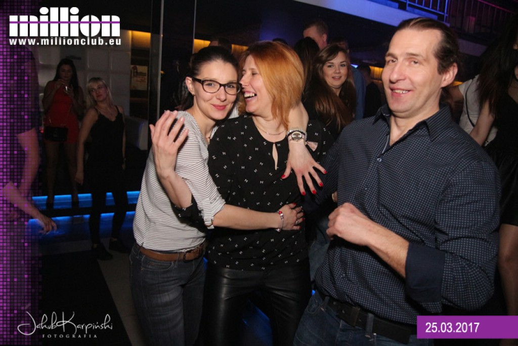 Sobotnia noc w klubie Million