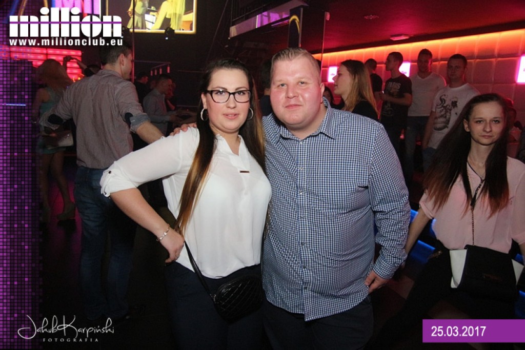 Sobotnia noc w klubie Million