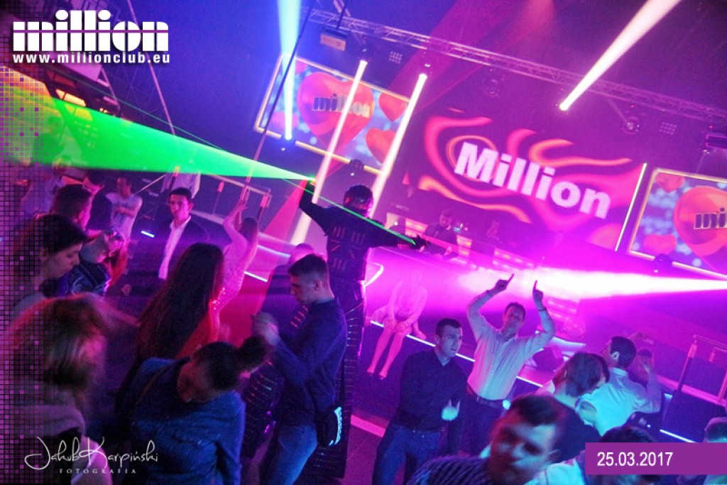 Sobotnia noc w klubie Million