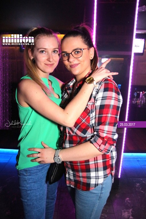 Sobotnia noc w klubie Million