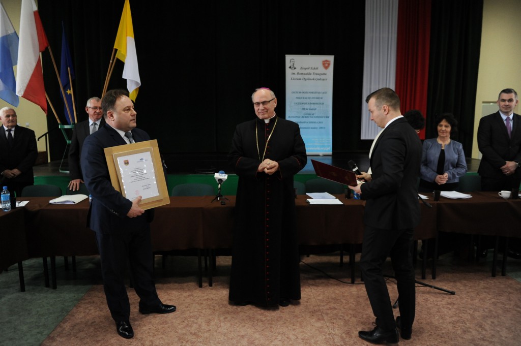 Kolejny zaszczytny tytuł dla bpa Meringa