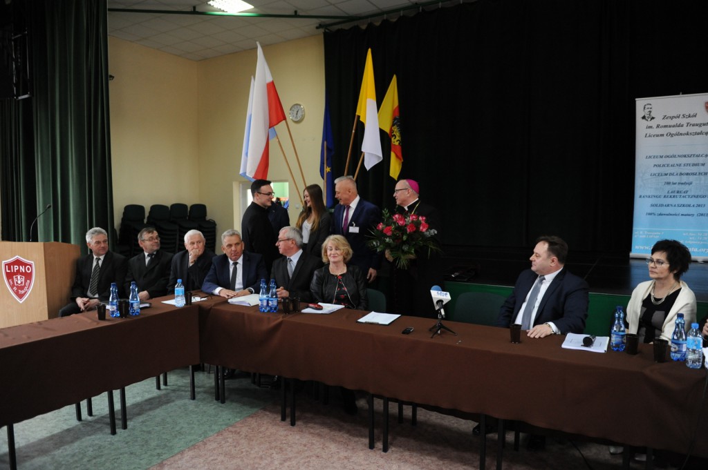 Kolejny zaszczytny tytuł dla bpa Meringa