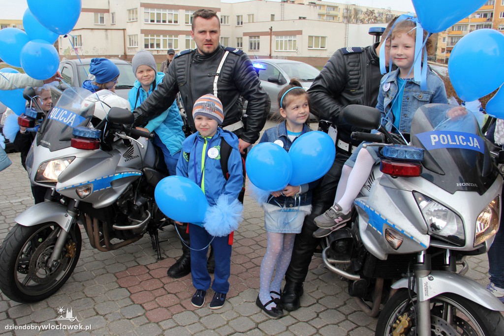 W chmury dla autyzmu - SP 20 na niebiesko