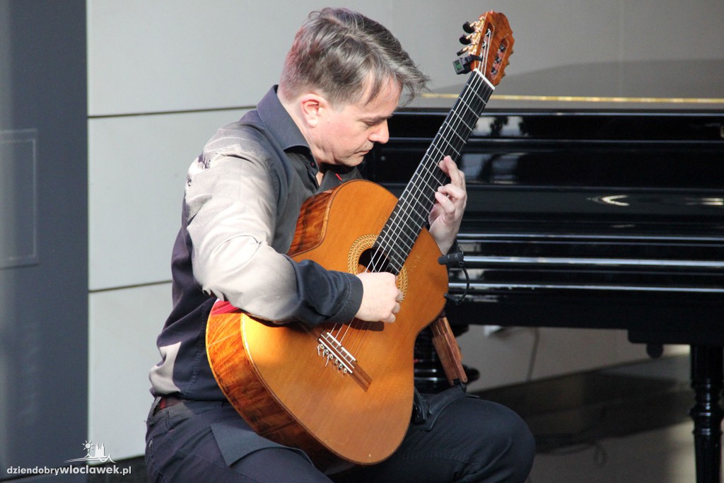 Koncert gitarowy w Muzeum