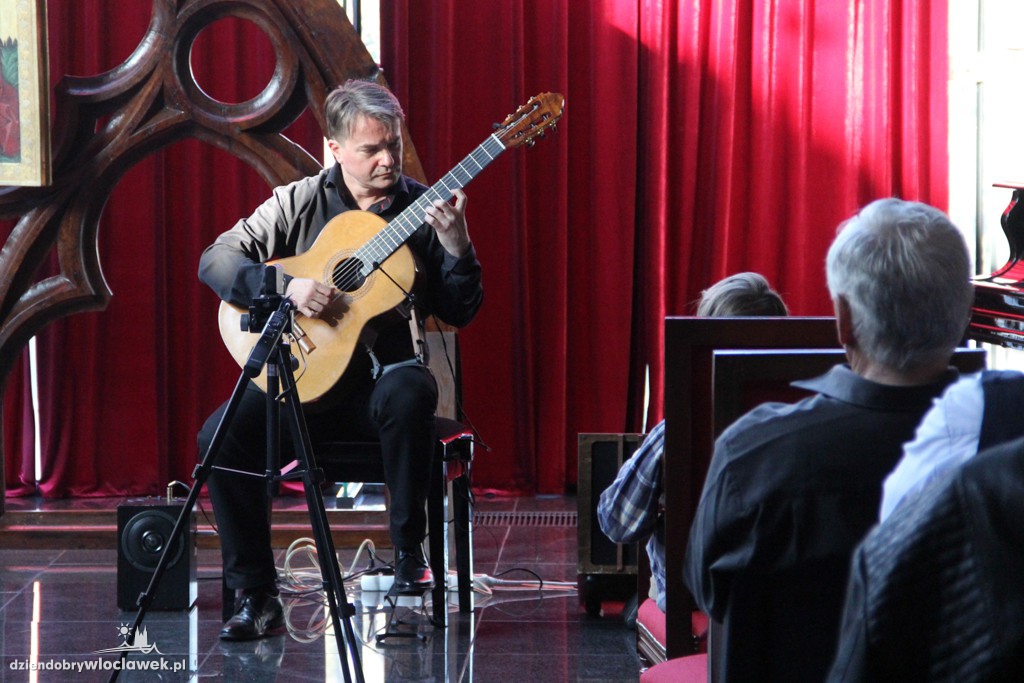 Koncert gitarowy w Muzeum