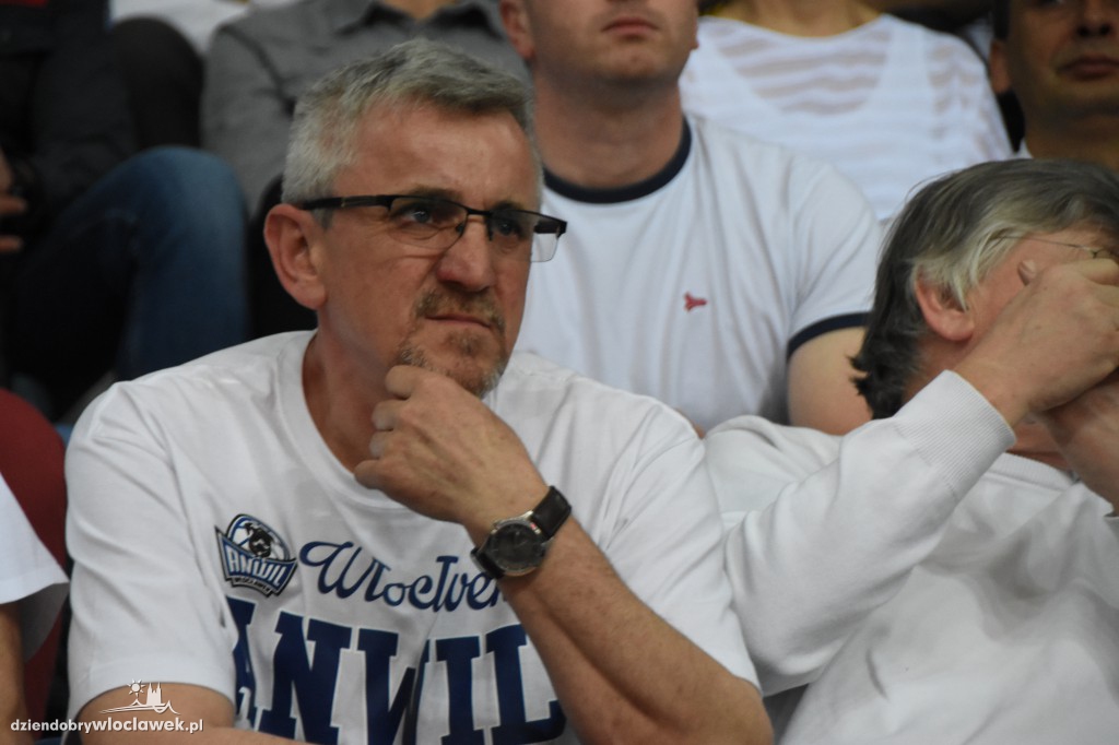 Kibice na meczu Anwil - Stelmet w Hali Mistrzów